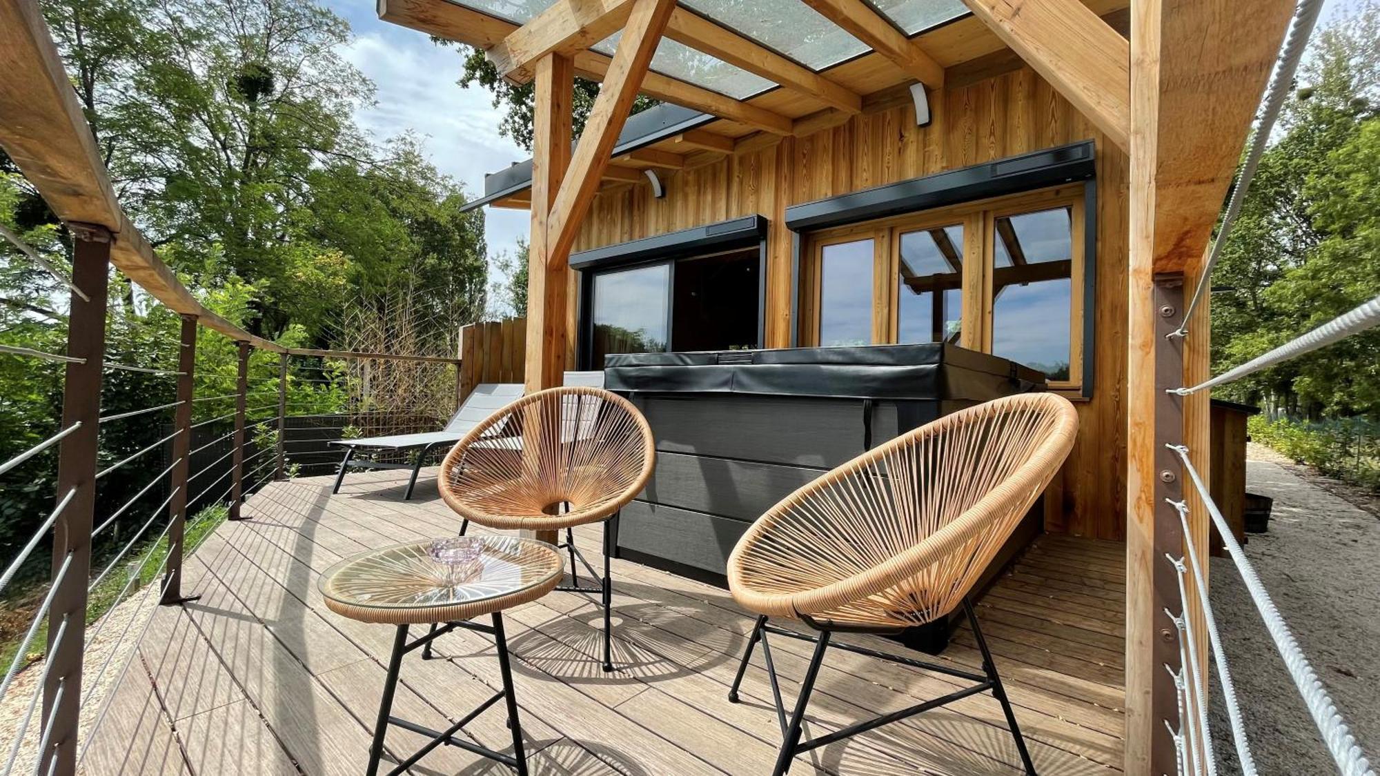 Logis Hotel -Spa-Restaurant Le Saint Antoine Lamarche-Sur-Saone Exterior foto