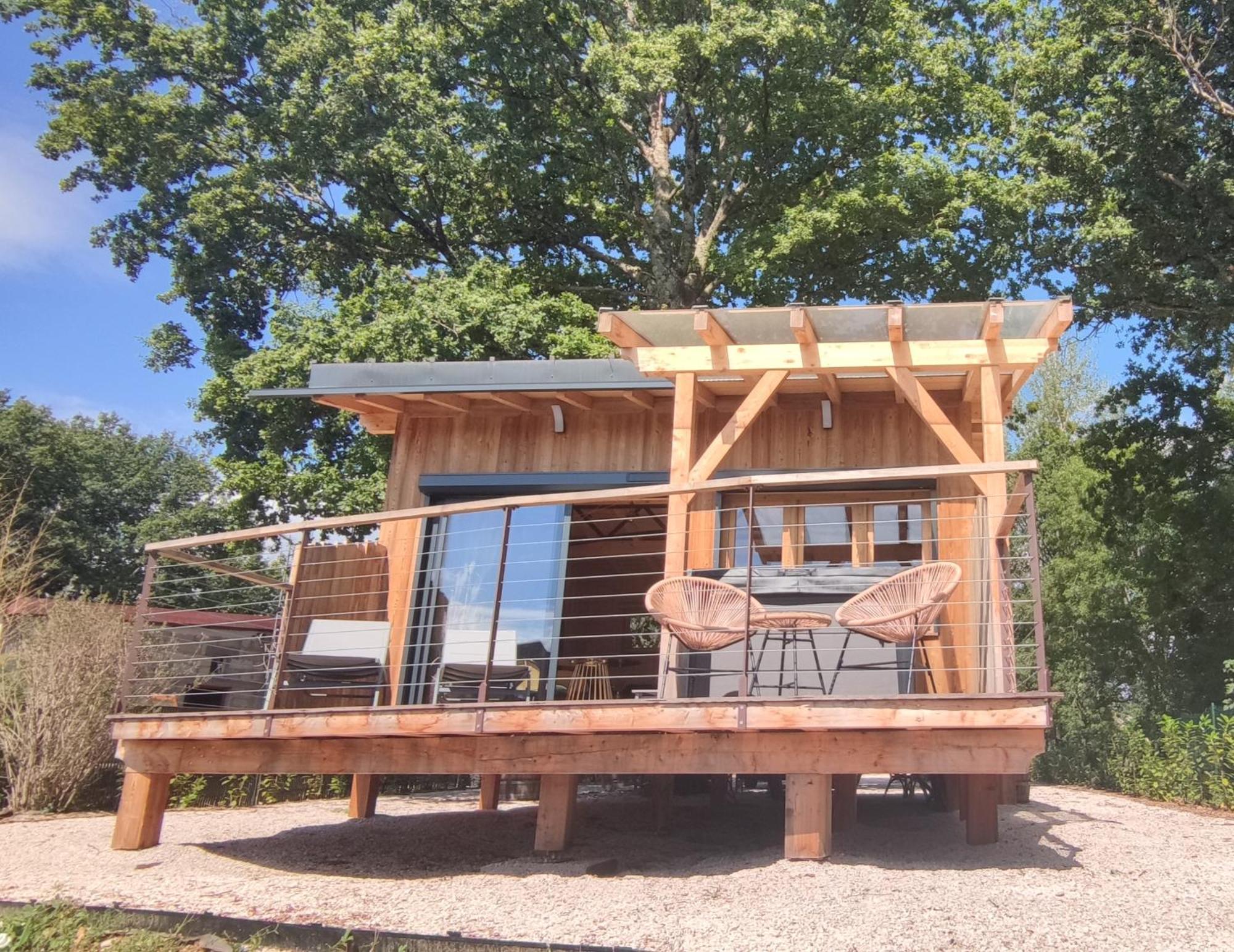 Logis Hotel -Spa-Restaurant Le Saint Antoine Lamarche-Sur-Saone Exterior foto
